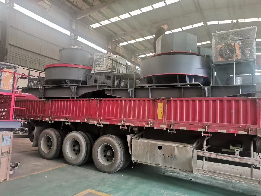 Braunte Machinery sent to the impact sand making machine site in Indonesia